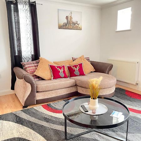 Eldridge Court Apartment Dagenham Eksteriør bilde